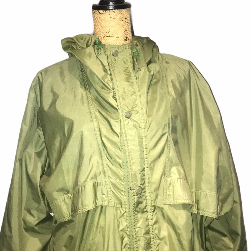 Helly Hansen Lightweight Packable Jacket - image 4